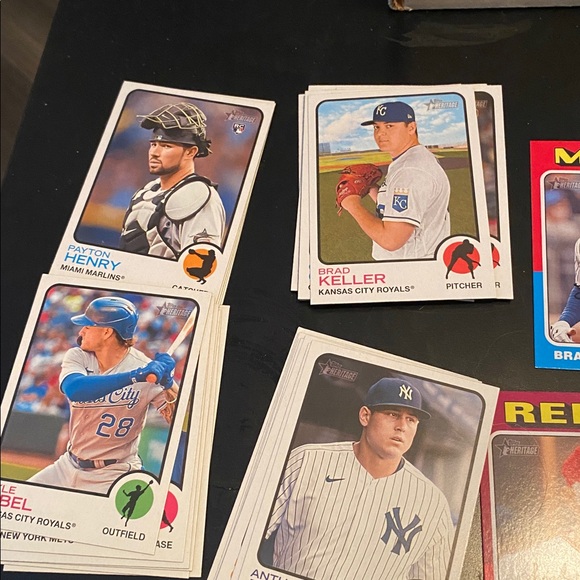 Baseball Trading Cards Collection - Picture 5 of 5